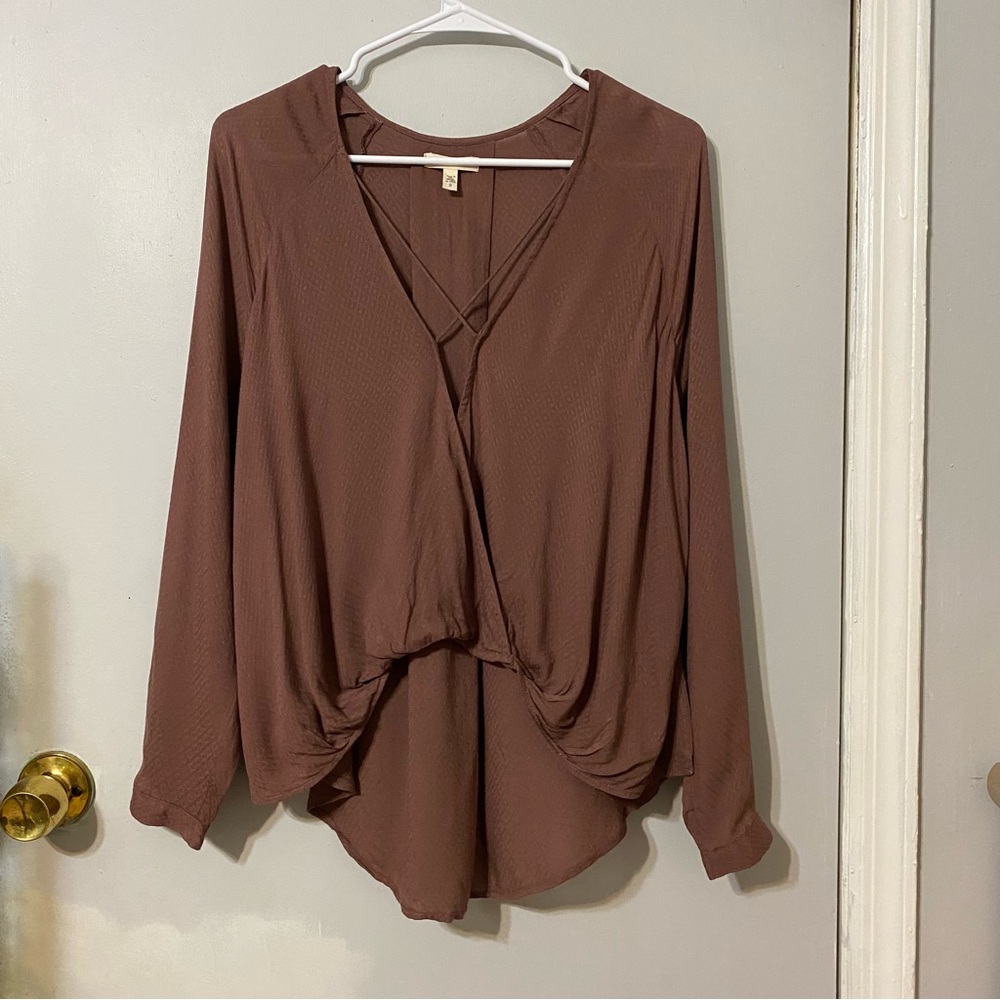 {Urban Outfitters | Silence + Noise} Criss Cross Draped Blouse ~ Size Small